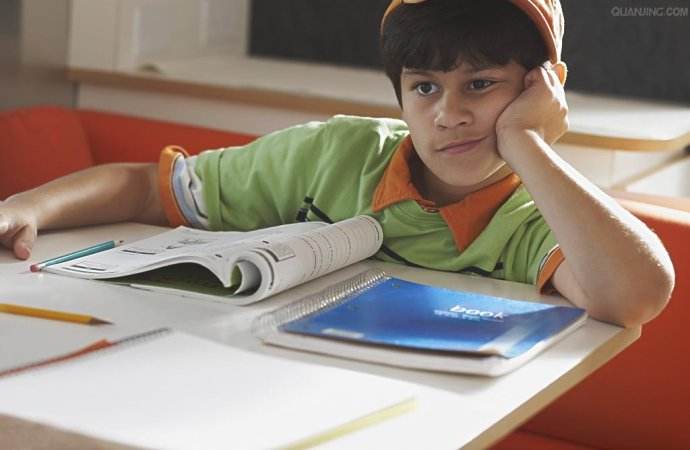 青少年早恋的原因父母知道吗?